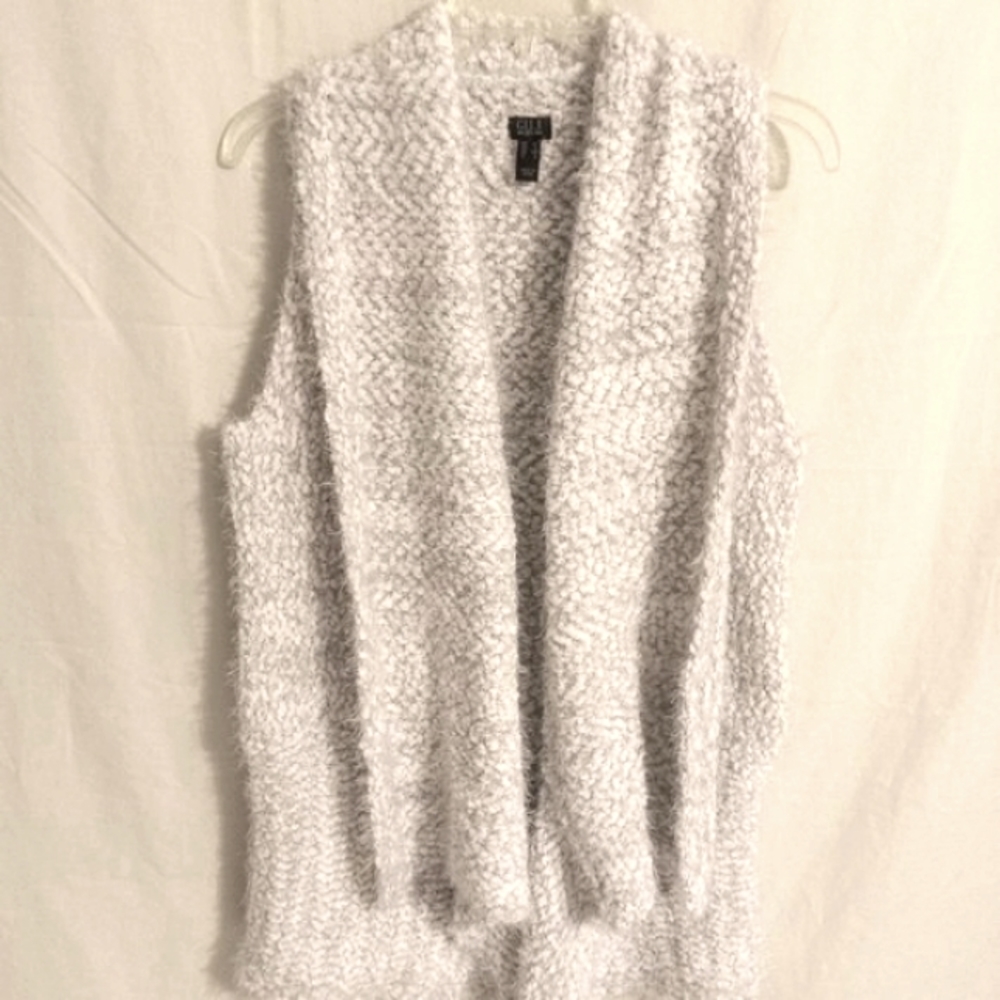 G.I.L.I. Light Gray Sleeveless Fuzzy Open Cardigan w/White Eyelash Accents Sz XS